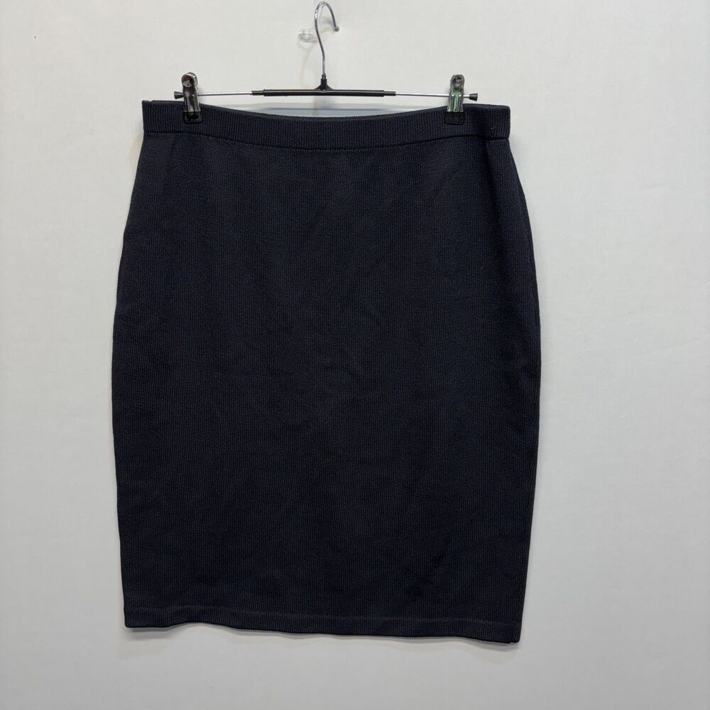 St. John Basics Women Santana Knit Straight Pencil Skirt Size 16 Black D101 -17